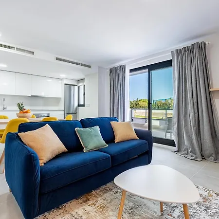 New Pool Apartment *